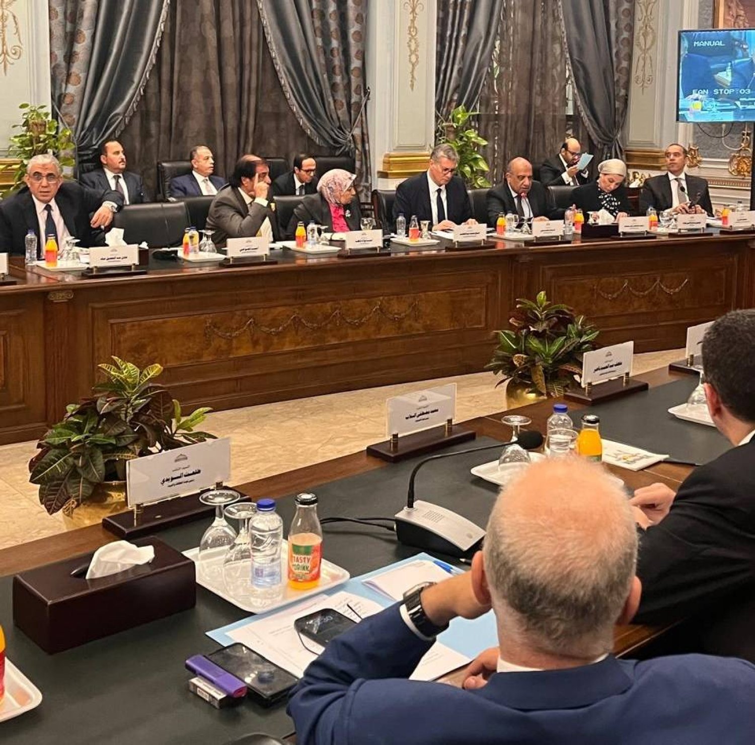 مصر تدرس إضافة وحدة أخرى عائمة للتخزين والتغويز لتخزين الغاز المستورد